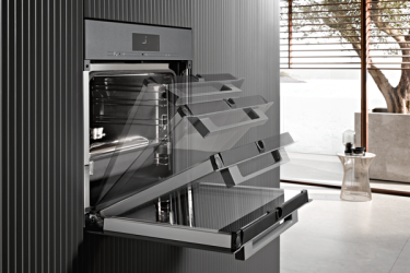 Технология SoftOpen и система SoftClose в технике Miele